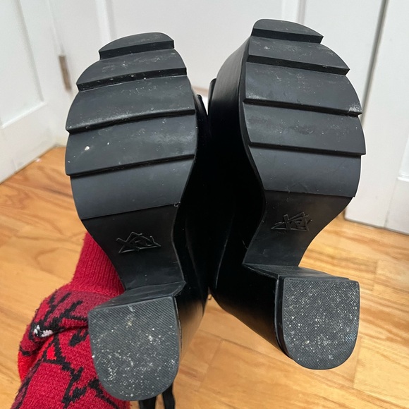 YRU x Dolls Kill Ballet Bae Platform Heels - Picture 6 of 6